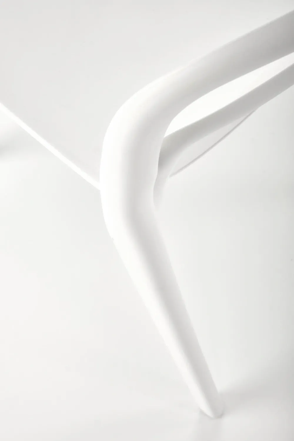 Halmar Meble Ogrodowe|Krzesła*K490 krzesło plastik biały (1p=4szt)1 sztuka