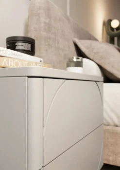 Bogart Szafki I Regały*SONATIA SZAFKA NOCNA 45 2SZ - cashmere